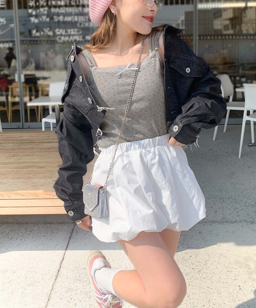 mily bilet（ミウィビレット）の「【mily bilet】１枚で今っぽデザイン。小花柄ダブルストラップリボンカップ付きレースキャミソール（キャミソール・レディース・グレー系1/アイボリー系1/ブラック/アイボリー/アイボリー系2・LARGE/MEDIUM/SMALL/X-LARGE）」の6枚目の写真