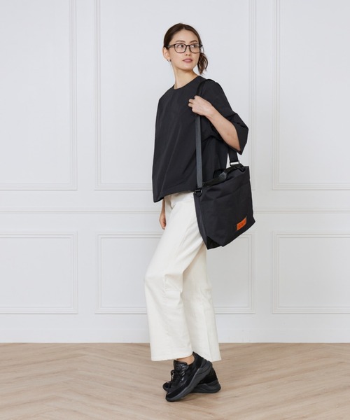 I.T.'S international(イッツインターナショナル)の「デニムストレートパンツ《SUVIN DENIM》(デニムパンツ・レディース・インディゴブルー/アイボリー・9号/11号)」の8枚目の写真