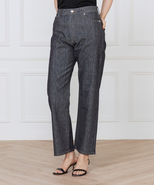 I.T.'S international(イッツインターナショナル)の「デニムストレートパンツ《SUVIN DENIM》(デニムパンツ・レディース・インディゴブルー/アイボリー・9号/11号)」の10枚目の写真
