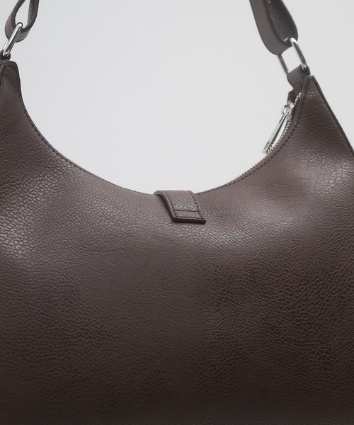 DESIGN ZIP HALF MOON BAG/デザインジップハーフムーンバッグ