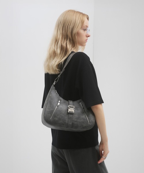 DESIGN ZIP HALF MOON BAG/デザインジップハーフムーンバッグ