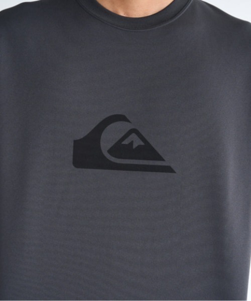 Quiksilver（クイックシルバー）の「COMP LOGO SS /クイックシルバーロゴラッシュガード（水着）（ラッシュガード・メンズ・ブラック/ホワイト/グレー・MEDIUM/X-LARGE/LARGE/SMALL）」の7枚目の写真