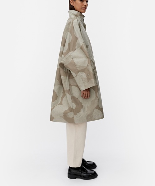 marimekko（マリメッコ）の「Anteesi Unikko / coat（その他アウター・レディース・ベージュ・MEDIUM/X-LARGE/X-SMALL）」の5枚目の写真