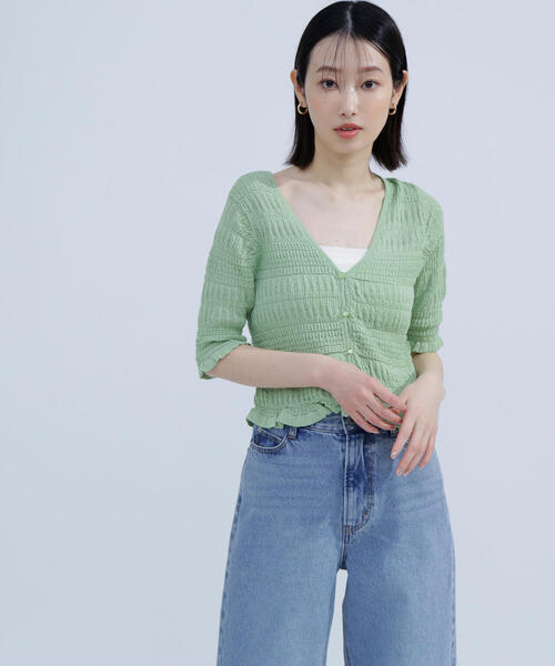 NATURAL BEAUTY BASIC（ナチュラルビューティーベーシック）の「◇シャーリングニットカーディガン（カーディガン/ボレロ・レディース・ライトグリーン/オフホワイト/ブラック・FREE）」の13枚目の写真