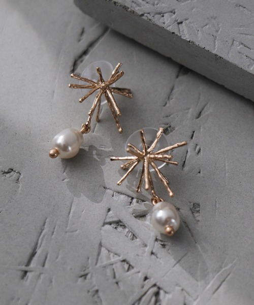 Cepica(セピカ)の「【LIMITED NUMBER / リミテッドナンバー】スター×パールピアス(ピアス(両耳用)・レディース・シルバー/ゴールド・FREE)」の1枚目の写真