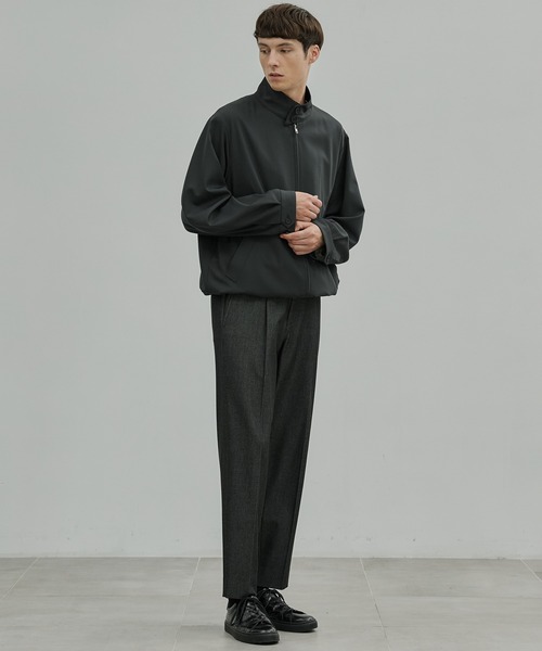 アウトラストデニム キープクリース ストレートパンツ 体温調節機能