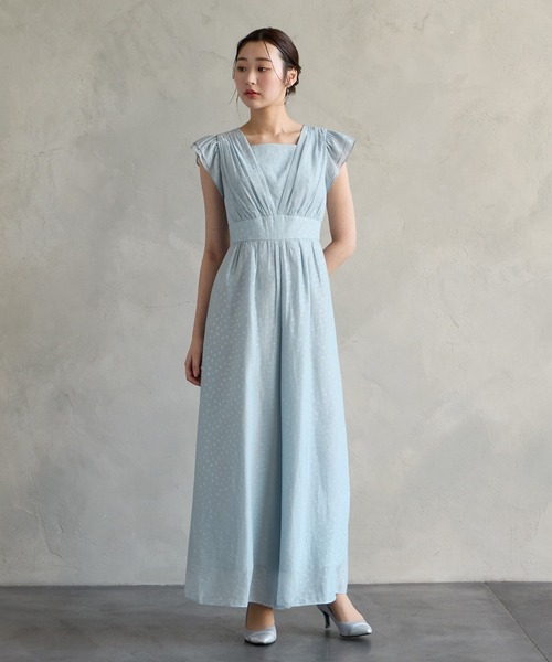 AIMER(エメ)の「カットジャカードオールインワンパーティードレス 結婚式 お呼ばれ ドレス 20代 30代(パンツドレス・レディース・ブラック/ピンク系その他/サックスブルー/オフホワイト・MEDIUM)」の5枚目の写真
