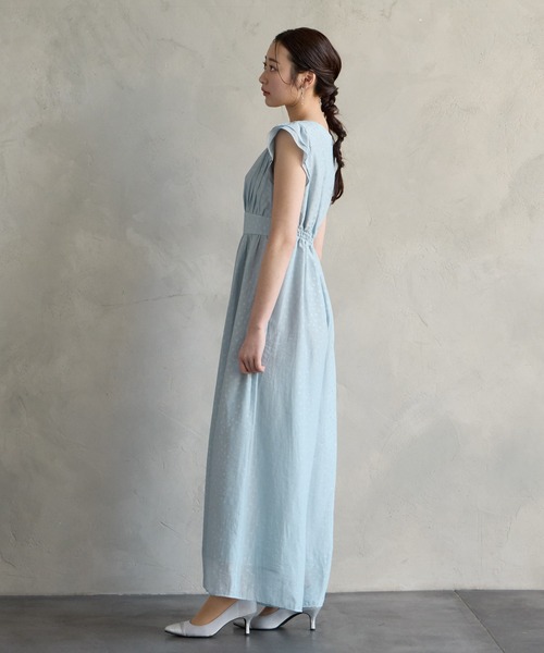 AIMER(エメ)の「カットジャカードオールインワンパーティードレス 結婚式 お呼ばれ ドレス 20代 30代(パンツドレス・レディース・ブラック/ピンク系その他/サックスブルー/オフホワイト・MEDIUM)」の6枚目の写真