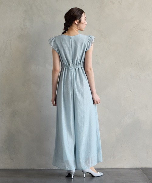 AIMER(エメ)の「カットジャカードオールインワンパーティードレス 結婚式 お呼ばれ ドレス 20代 30代(パンツドレス・レディース・ブラック/ピンク系その他/サックスブルー/オフホワイト・MEDIUM)」の7枚目の写真