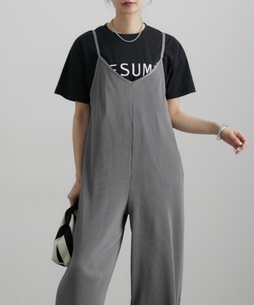 nissen（ニッセン）の「プリーツワイドサロペットパンツ（サロペット/オーバーオール・レディース・チャコールグレー/ブラック/モカ・M/L）」の13枚目の写真