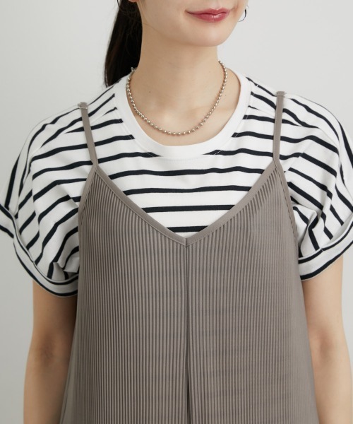 nissen（ニッセン）の「プリーツワイドサロペットパンツ（サロペット/オーバーオール・レディース・チャコールグレー/ブラック/モカ・M/L）」の21枚目の写真