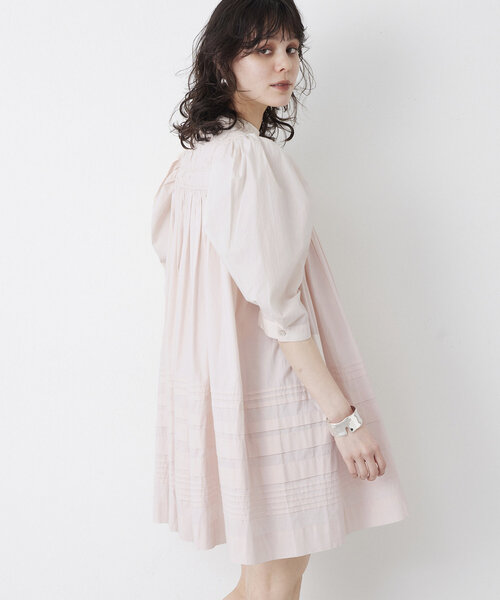 Whim Gazette(ウィムガゼット)の「タックギャザーワンピース(ワンピース・レディース・ブラック/ピンク・FREE)」の18枚目の写真