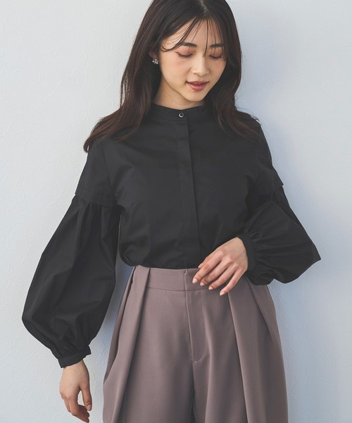 Sirin(シリン)の「ボリュームスリーブブラウス(シャツ/ブラウス・レディース・ブルー/ブラック/グレイッシュベージュ/ピンクベージュ/ホワイト・FREE)」の3枚目の写真