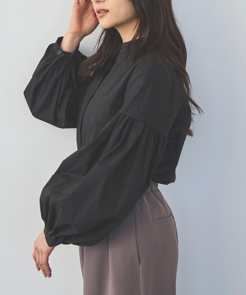 Sirin(シリン)の「ボリュームスリーブブラウス(シャツ/ブラウス・レディース・ブルー/ブラック/グレイッシュベージュ/ピンクベージュ/ホワイト・FREE)」の15枚目の写真