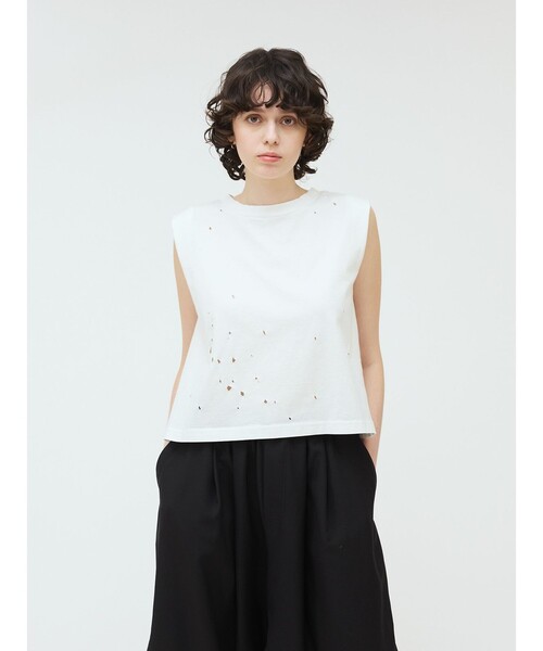mizuiroind(ミズイロインド)の「mizuiro ind パンチングノースリーブプルオーバー(Tシャツ/カットソー・レディース・ブラック/オフホワイト/チャコールグレー・FREE)」の1枚目の写真
