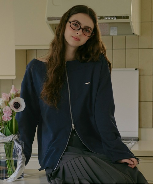loin nuit(ロワンニュイ)の「back open zip sweat / バックオープンジップスウェット(スウェット・レディース・ネイビー/グレー・FREE)」の11枚目の写真