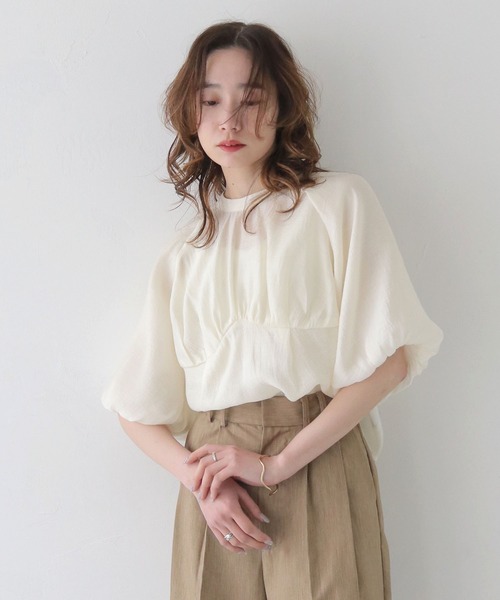 CLEIO（クレイオ）の「【CLEIO】パフスリーブカップデザインシアーブラウス PUFF SLEEVE CUP DESIGN SHEER BLOUSE/940-13608（Tシャツ/カットソー・レディース・ベージュ/アイボリー/サックスブルー・FREE）」の6枚目の写真