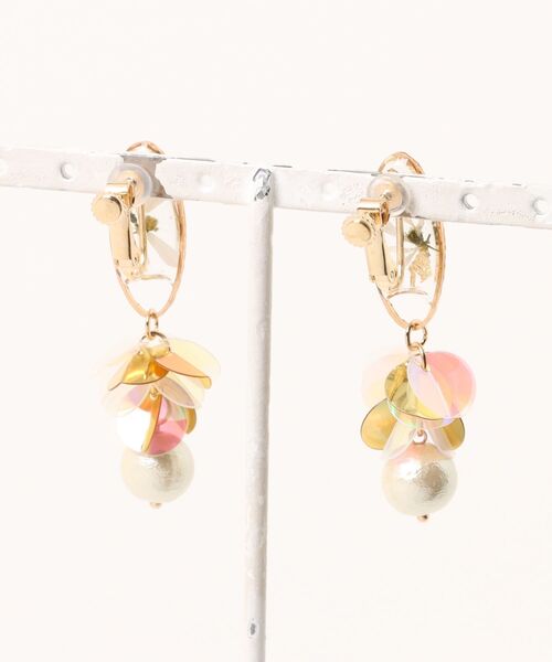 tone（トーン）の「【S.coeuf】【S.coeuf】金属アレルギー対応イヤリング　お花のオーバル×スパンコールとコットンパール(MA)（イヤリング・レディース・ブルー/ホワイト/ゴールド/シルバー・FREE）」の14枚目の写真