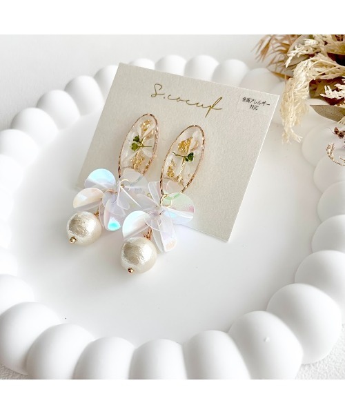 tone（トーン）の「【S.coeuf】【S.coeuf】金属アレルギー対応イヤリング　お花のオーバル×スパンコールとコットンパール(MA)（イヤリング・レディース・ブルー/ホワイト/ゴールド/シルバー・FREE）」の12枚目の写真