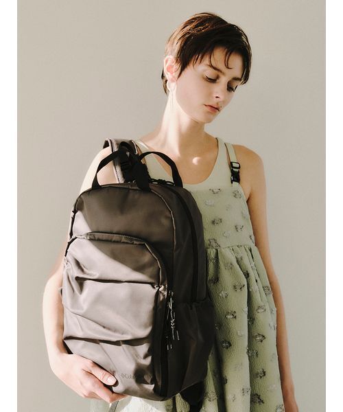 Columbia(コロンビア)の「【emmi×Columbia】Great Smoky GardenTM E. 18L Backpack(バックパック/リュック・レディース・ブラック・FREE)」の21枚目の写真