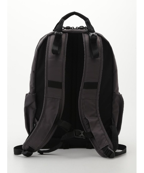Columbia(コロンビア)の「【emmi×Columbia】Great Smoky GardenTM E. 18L Backpack(バックパック/リュック・レディース・ブラック・FREE)」の6枚目の写真