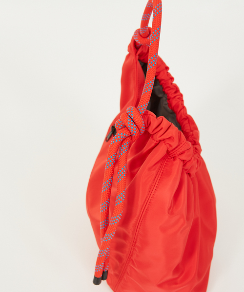 abahouse mavie（アバハウスマヴィ）の「【OUTDOOR】コードトート（トートバッグ・レディース・レッド/ホワイト/ブラック・フリー）」の16枚目の写真