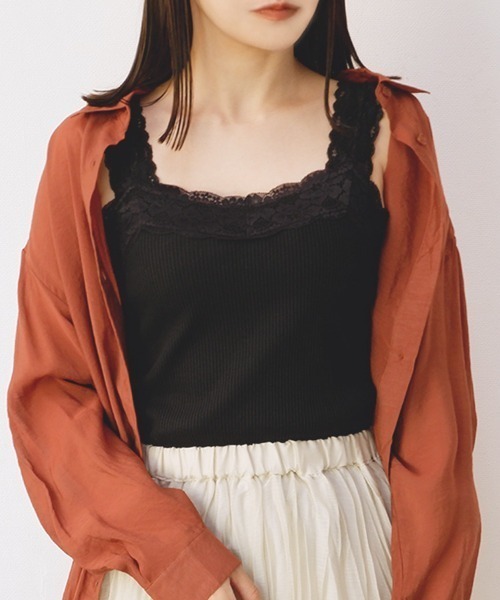 CLOTHY(クロシィ)の「【上品なレースで高見え♪】ブラ紐が隠れるテレコレースタンク(タンクトップ・レディース・ブラウン系1/アイボリー系1/ブラウン系2/アイボリー系2/ブラック系2/ブラック系1/ホワイト系2/ホワイト系1/ベージュ系2/グリーン系1/ピンク系2/ローズ系1/ベージュ系1・LARGE/MEDIUM)」の4枚目の写真