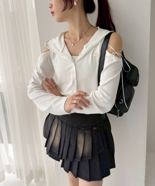 one after another NICE CLAUP（ワンアフターアナザーナイスクラップ）の「【サイズ展開あり】チャーム付きイレヘムプリーツスカート（スカート・レディース・ブラック/グレー系その他/杢グレー/ネイビー・SMALL/MEDIUM）」の17枚目の写真