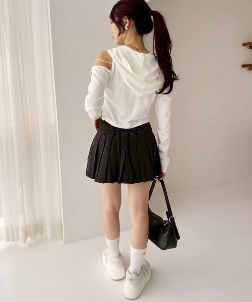 one after another NICE CLAUP（ワンアフターアナザーナイスクラップ）の「【サイズ展開あり】チャーム付きイレヘムプリーツスカート（スカート・レディース・ブラック/グレー系その他/杢グレー/ネイビー・SMALL/MEDIUM）」の14枚目の写真