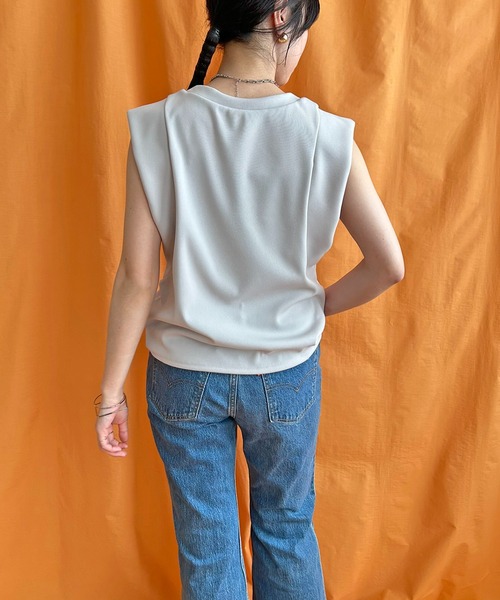LHELBIE(レルビエ)の「フレンチスリーブカットトップス(Tシャツ/カットソー・レディース・グリーン/ブラック/グレイッシュベージュ・M)」の12枚目の写真