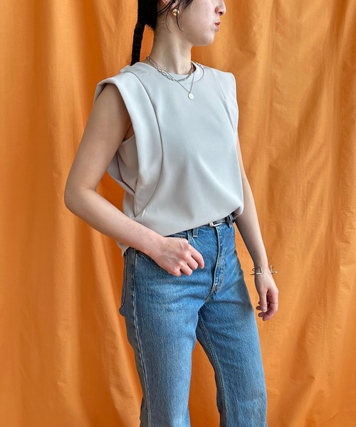 LHELBIE(レルビエ)の「フレンチスリーブカットトップス(Tシャツ/カットソー・レディース・グリーン/ブラック/グレイッシュベージュ・M)」の13枚目の写真