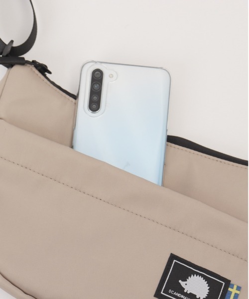 SCANDINAVIAN FOREST（スカンジナビアン・フォレスト）の「SCANDINAVIAN FOREST ミニバナナショルダーバッグ（ショルダーバッグ・レディース・グリーン/チャコール/ブラック/ブルー/ベージュ・FREE）」の20枚目の写真