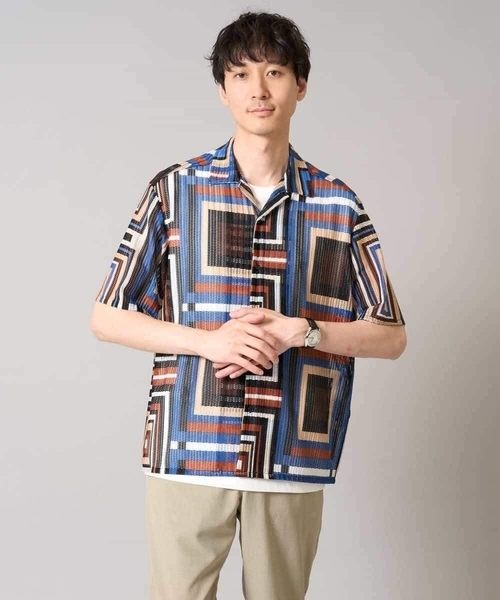 a.v.v（アーヴェヴェ）の「【洗濯機で洗える】ビッグ幾何柄 五分袖オープンカラーシャツ（シャツ/ブラウス・メンズ・グリーン/オレンジ・46/48）」の14枚目の写真