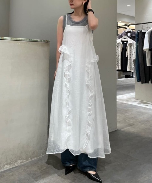 Lui's（ルイス）の「フリルギャザーワンピース（ワンピース・レディース・ブラック/ホワイト・FREE）」の2枚目の写真