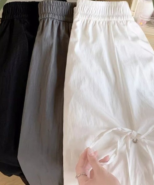 Per sist ence(パーシエンス)の「リボンデザインフレアスカート(スカート・レディース・グレー/ホワイト/ブラック・ONE SIZE)」の16枚目の写真