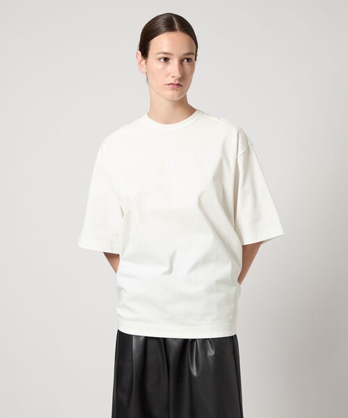 AEWEN MATOPH(イウエン マトフ)の「<AEWEN MATOPH>バックスリット ビッグTシャツ(Tシャツ/カットソー・レディース・ブラック/ホワイト/ベージュ・FREE)」の7枚目の写真