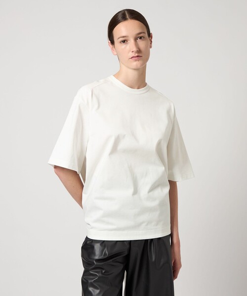 AEWEN MATOPH(イウエン マトフ)の「<AEWEN MATOPH>バックスリット ビッグTシャツ(Tシャツ/カットソー・レディース・ブラック/ホワイト/ベージュ・FREE)」の8枚目の写真