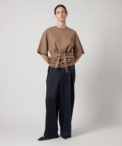 AEWEN MATOPH(イウエン マトフ)の「<AEWEN MATOPH>バックスリット ビッグTシャツ(Tシャツ/カットソー・レディース・ブラック/ホワイト/ベージュ・FREE)」の15枚目の写真