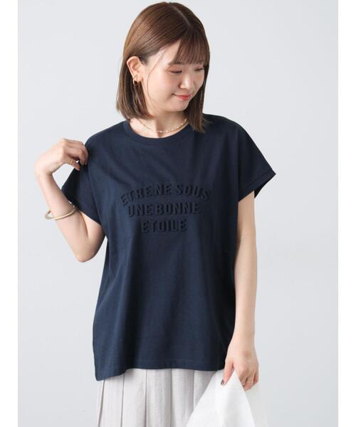 Lugnoncure(ルノンキュール)の「エンボスロゴTシャツ(Tシャツ/カットソー・レディース・ネイビー/オフホワイト/グレー/ブラック・F)」の4枚目の写真