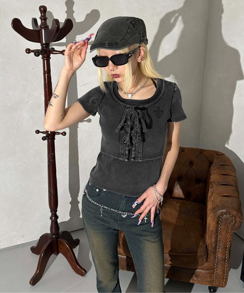 sedacle girl(セダクルガール)の「レイヤード風 加工リブトップス(Tシャツ/カットソー・レディース・ブラック/ネイビー・SMALL/MEDIUM)」の19枚目の写真