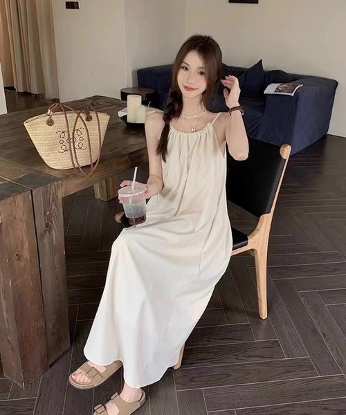 shopnikoniko（ショップニコニコ）の「キャミワンピース ロング フレア バックリボン ホルターネック ワンピース（ワンピース・レディース・ホワイト・フリー）」の7枚目の写真