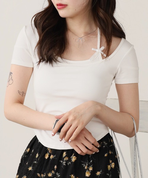 ROOPTOKYO(ループトウキョウ)の「Square Neck Top with Cups / カップ付き スクエアネックカットソー 秋物 秋服 2026年秋冬(Tシャツ/カットソー・レディース・ホワイト/ブラック/アイボリー・FREE)」の7枚目の写真