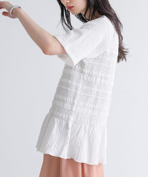 somari imagination(ソマリ イマジネーション)の「『シャーリング半袖カットソー』(Tシャツ/カットソー・レディース・ブラック/オフホワイト・1/2)」の7枚目の写真