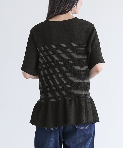 somari imagination(ソマリ イマジネーション)の「『シャーリング半袖カットソー』(Tシャツ/カットソー・レディース・ブラック/オフホワイト・1/2)」の14枚目の写真