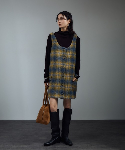 SALON adam et rope'(サロン アダム エ ロペ)の「【EC限定】スウェードライクソフトミドルボストン(ボストンバッグ・レディース・カーキ/キャメル・FREE)」の6枚目の写真