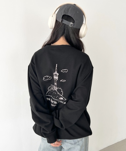 THE NORTH FACE(ザノースフェイス)の「THE NORTH FACE(ザ・ノースフェイス)/バックプリント コットン スウェット クルーネック 大きめサイズあり/M'S SEOUL FOUR SEASONS SWEATSHIRTS(スウェット・レディース・オフホワイト/ブラック系その他/グレー/チャコールグレー/ブラック/クリーム・XL/M/XXL/L)」の9枚目の写真