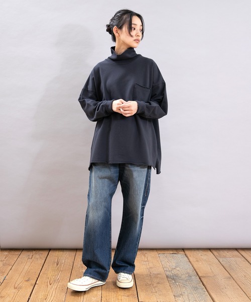 URCH RNA(アーチ アールエヌエー)の「M2494 丸いポケットのBIGタートルプルオーバー(Tシャツ/カットソー・レディース・モカ/チャコール/ナチュラル・FREE)」の10枚目の写真