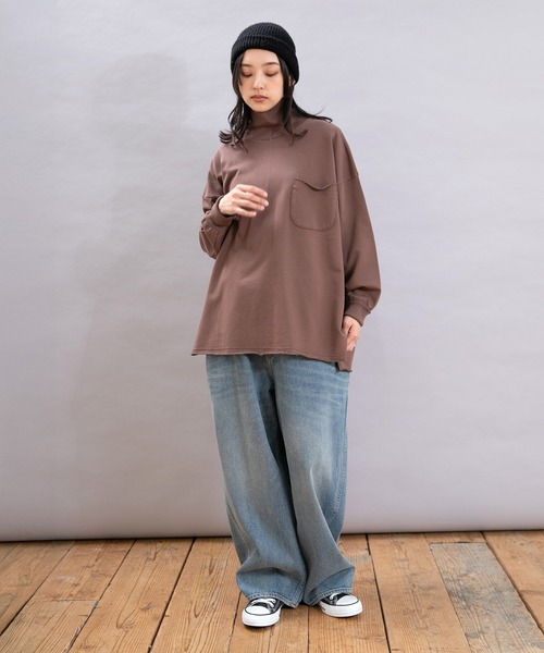 URCH RNA(アーチ アールエヌエー)の「M2494 丸いポケットのBIGタートルプルオーバー(Tシャツ/カットソー・レディース・モカ/チャコール/ナチュラル・FREE)」の14枚目の写真