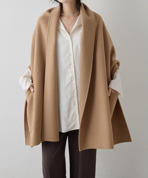 Whim Gazette(ウィムガゼット)の「リバーケープ(ポンチョ・レディース・ブラック/キャメル・FREE)」の13枚目の写真