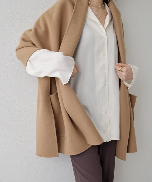 Whim Gazette(ウィムガゼット)の「リバーケープ(ポンチョ・レディース・ブラック/キャメル・FREE)」の11枚目の写真